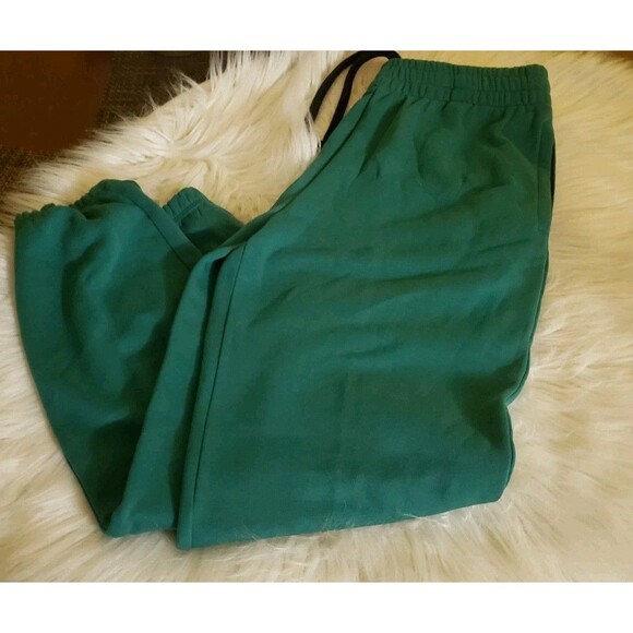 Xersion Other - XERSION NWT MEN'S Medium EVERGREEN CLASSIC FLEECE OPEN BOTTOM QUICKDRI PANTS